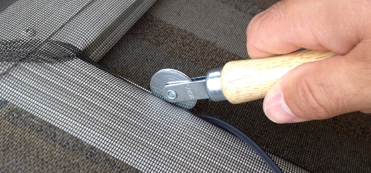 metal screen door repair in North Fair Oaks