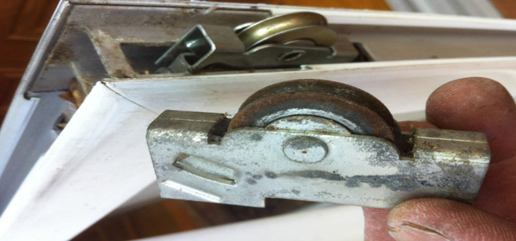 screen door roller repair in North Fair Oaks